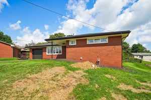 Manchester Dr-S2908-004.jpg
