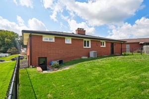 Manchester Dr-S2908-046.jpg