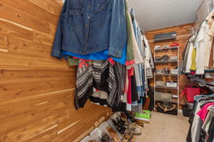 Primary Bedroom Closet