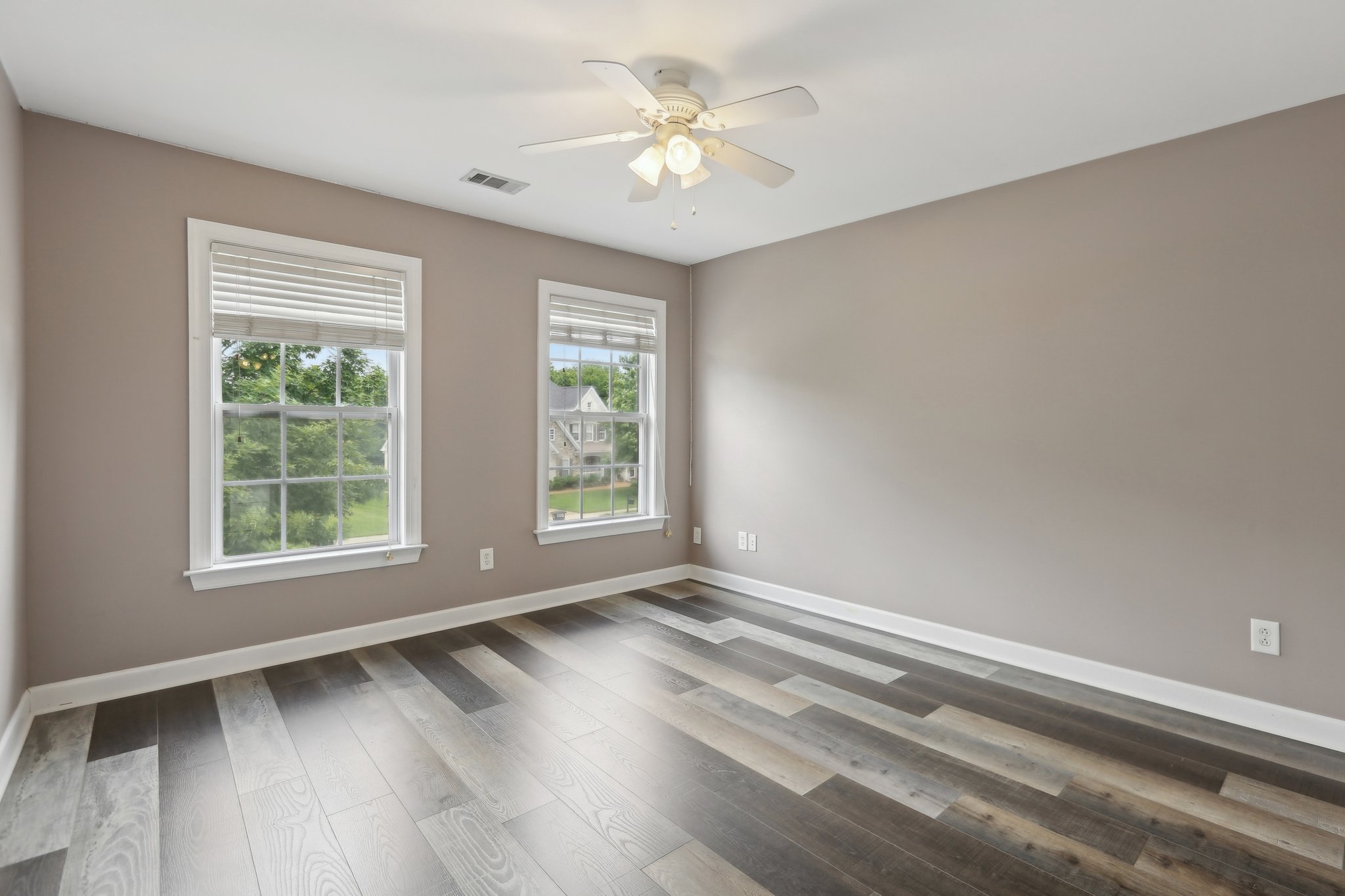 Oglethorpe Ave-3105-040.jpg