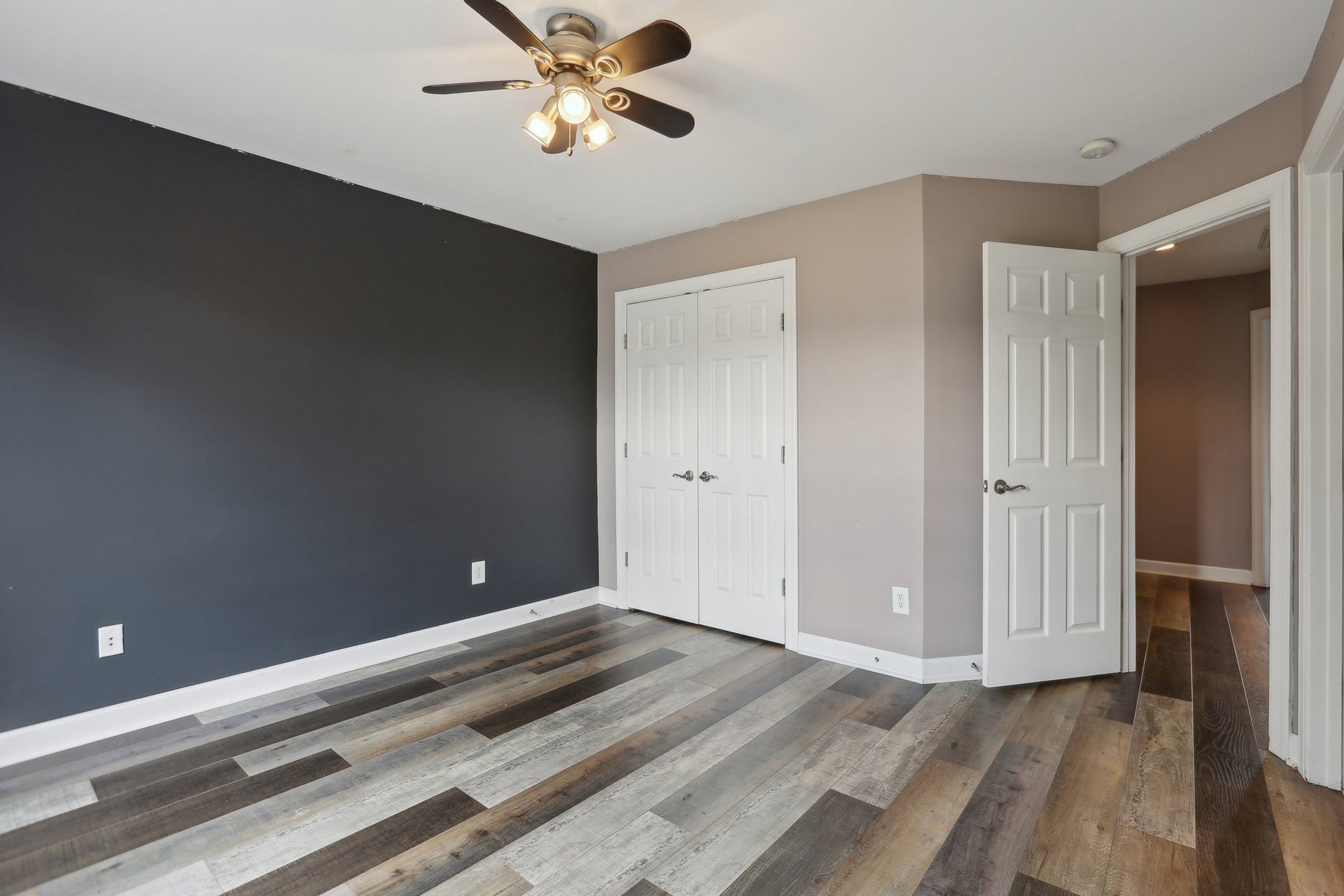 Oglethorpe Ave-3105-064.jpg