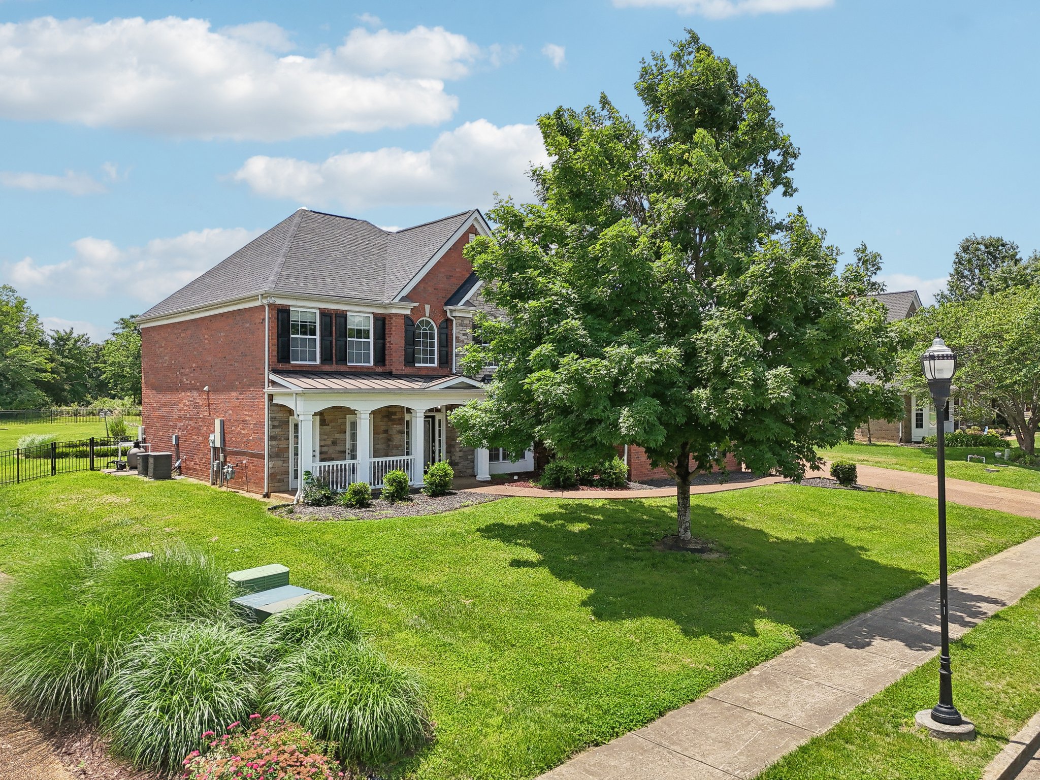 Oglethorpe Ave-3105-089.jpg