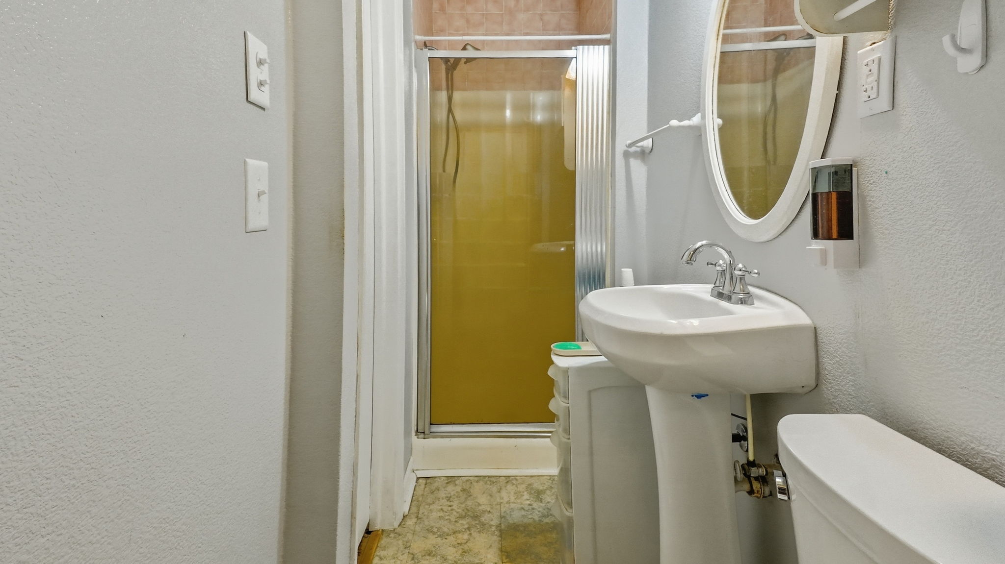  Photo 23