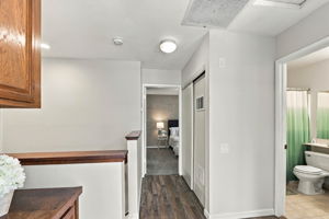024_F8_102 Path Way