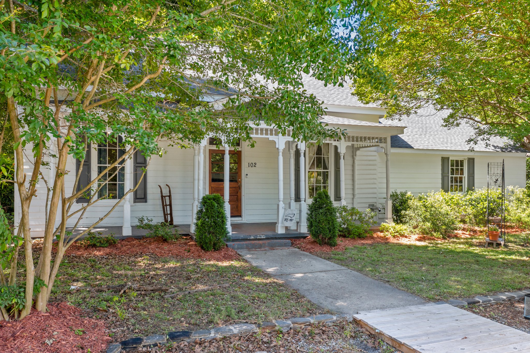 102 Railroad St, Smithfield, NC 27577, USA Photo 5