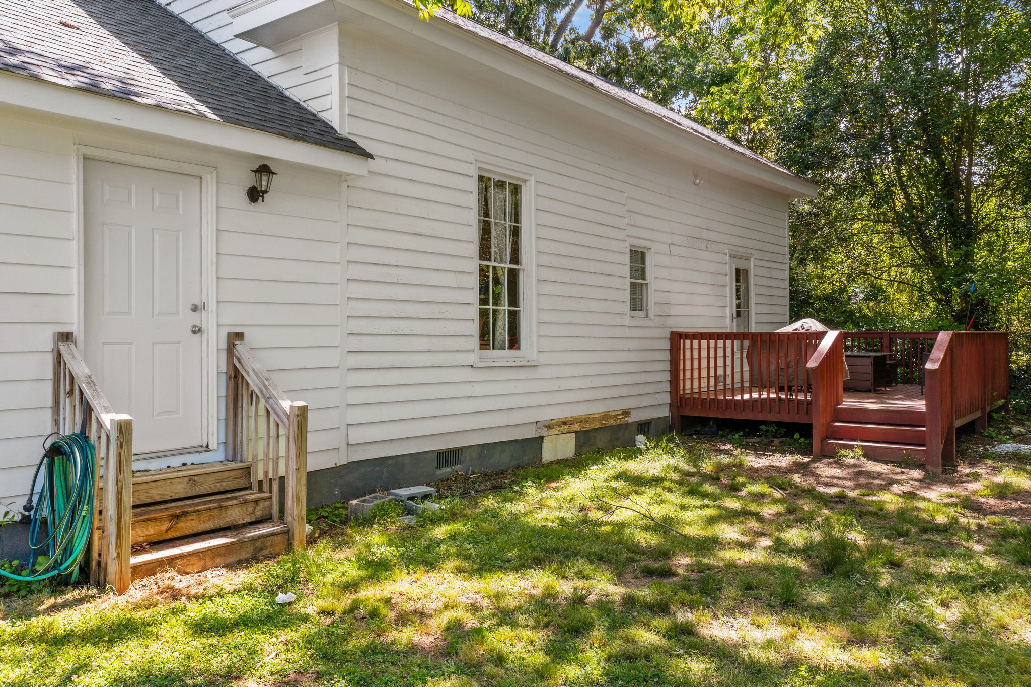 102 Railroad St, Smithfield, NC 27577, USA Photo 14