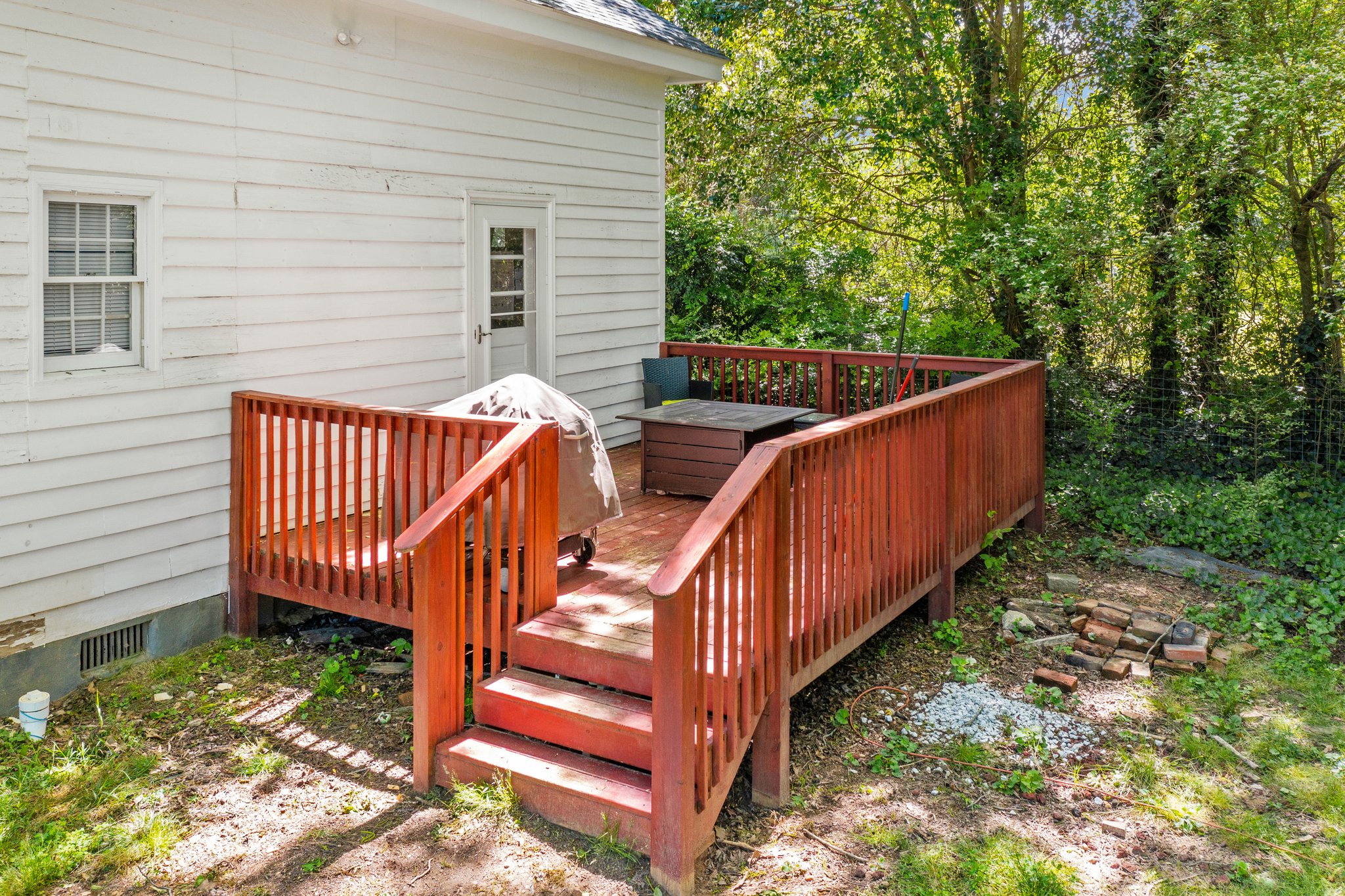 102 Railroad St, Smithfield, NC 27577, USA Photo 7