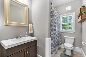 102 Railroad St, Smithfield, NC 27577, USA Photo 25