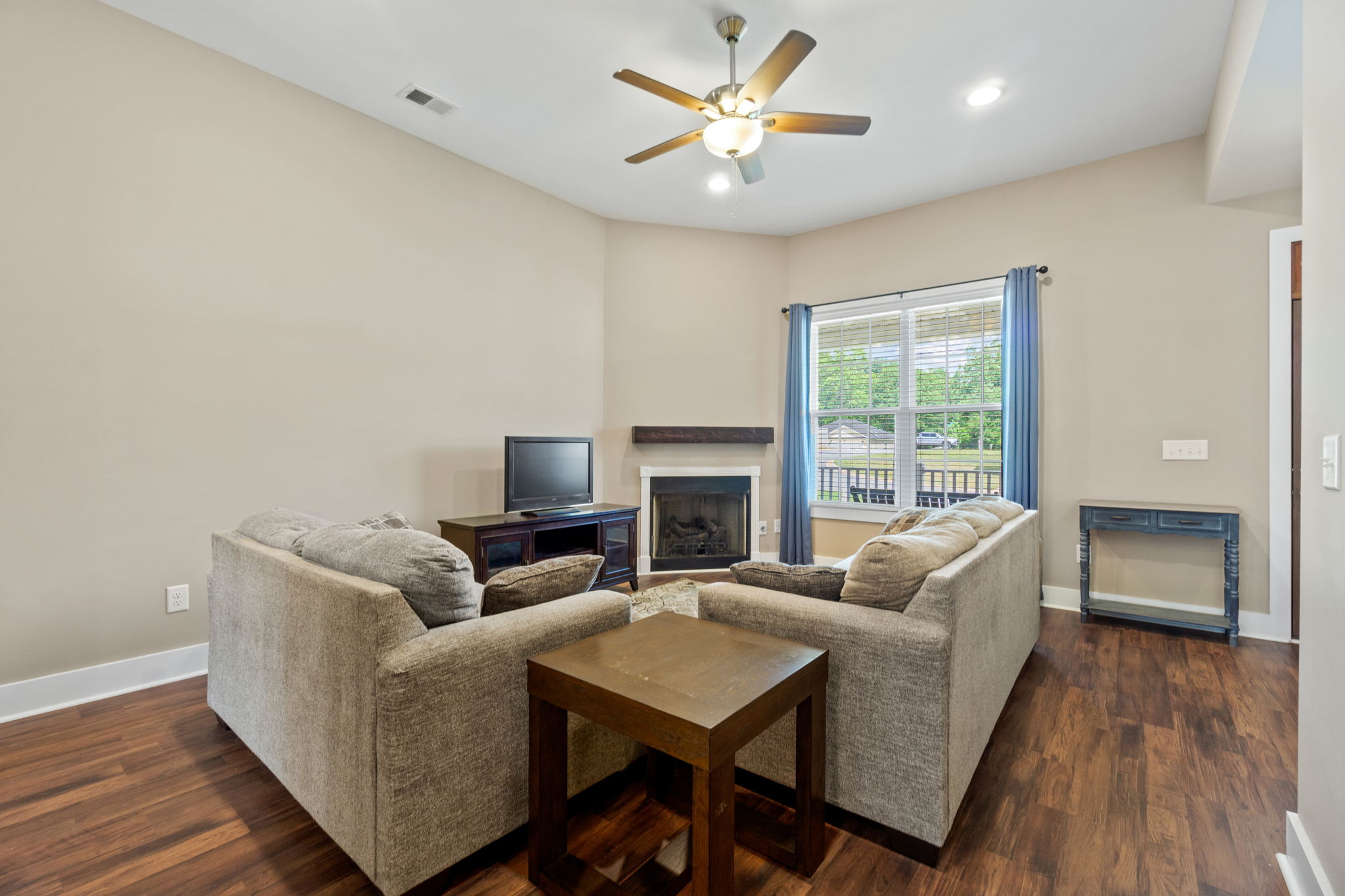 102 Regency Walk, Pickens, SC 29671, USA Photo 4