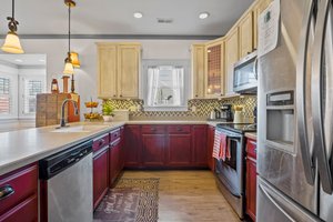 102 Rivendale Dr, Jacksonville, NC 28546, USA Photo 25