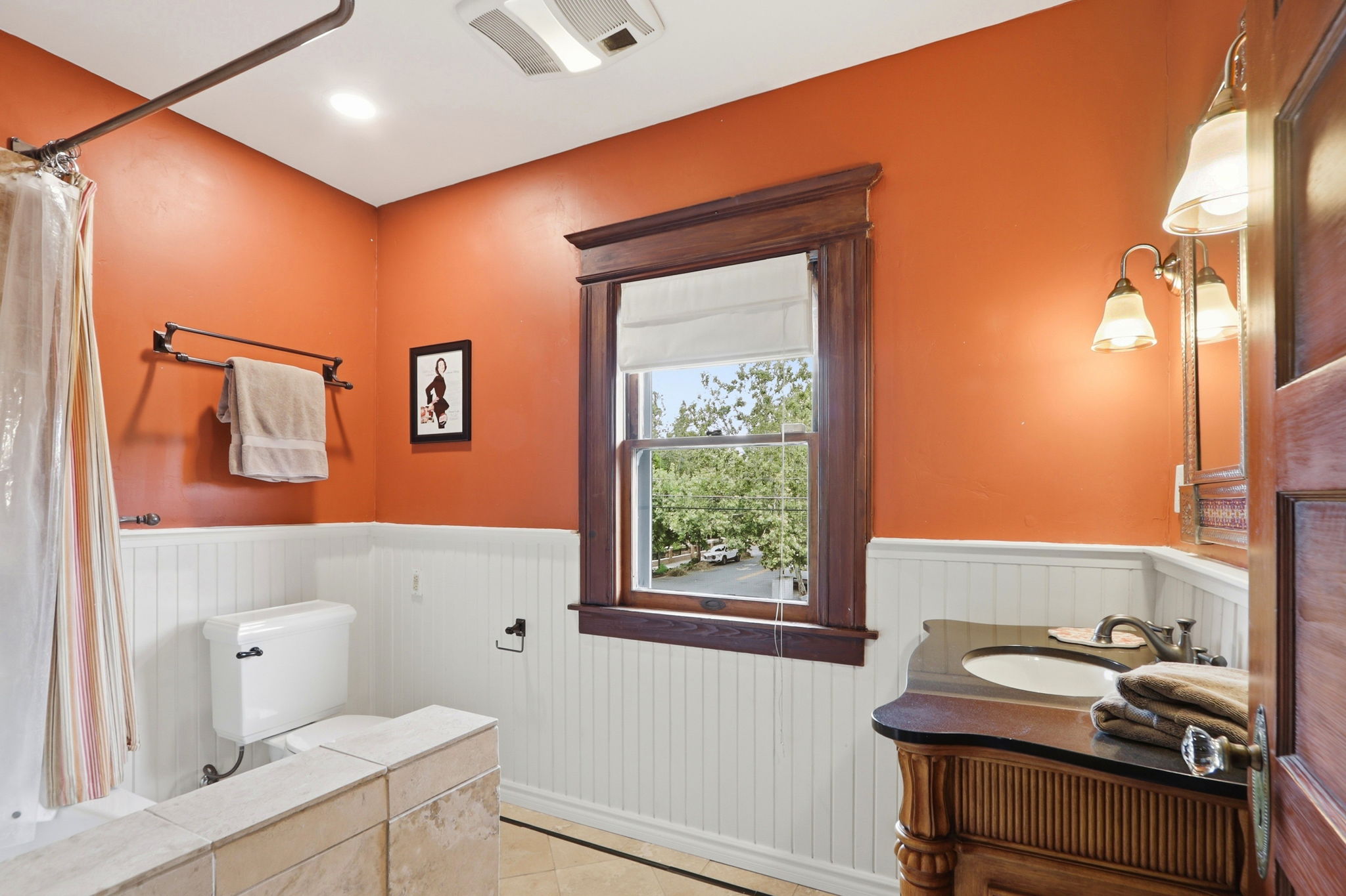 055_f8_102 S 12th St
