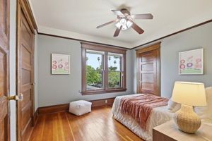 042_f8_102 S 12th St