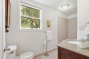 054_f8_102 S 12th St