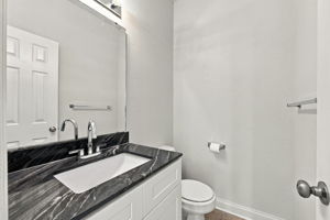  Photo 32