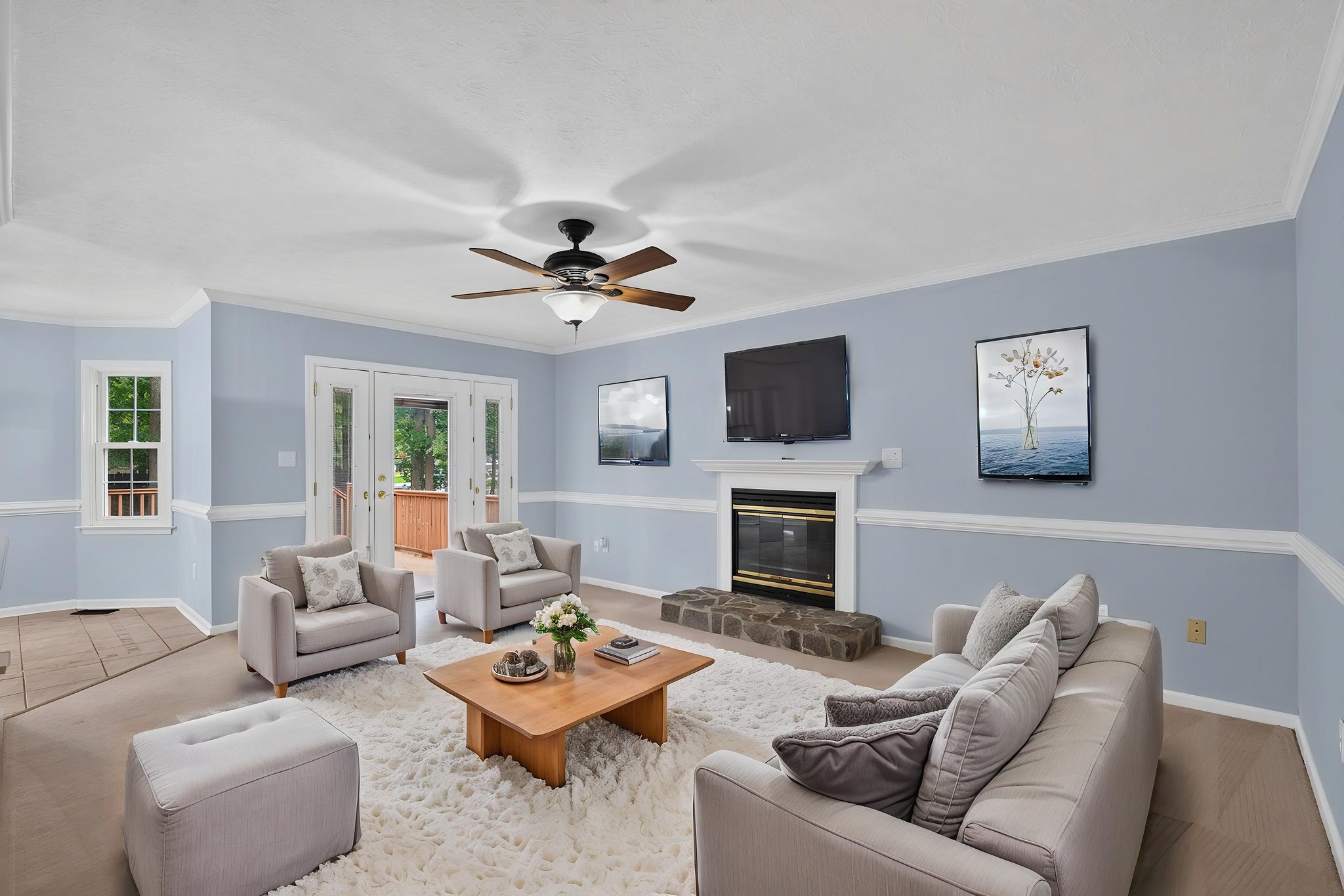 102 Sherwood Lane. 125 virtually staged.jpeg