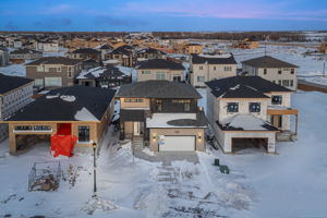 102 Siskin Bay - Exterior-5