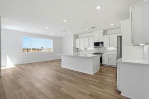012_F8_1020 Bluebell Cir