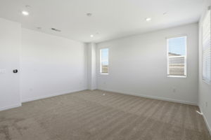 022_F8_1020 Bluebell Cir