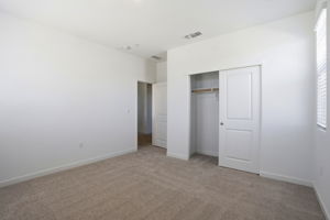 027_F8_1020 Bluebell Cir