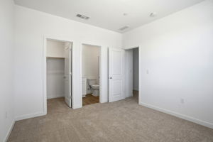 035_F8_1020 Bluebell Cir