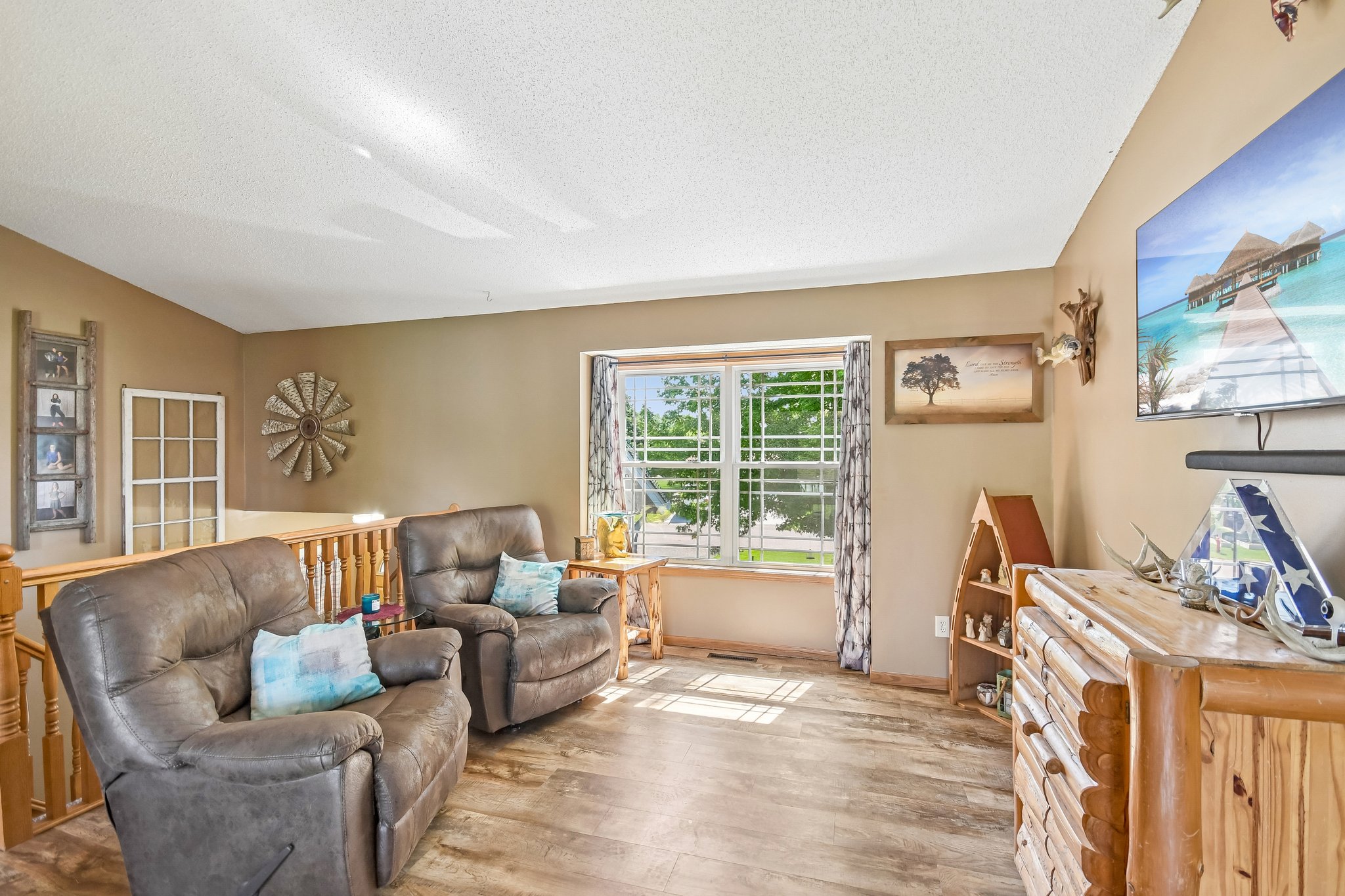 1020 Bluestem Ln-S2905-011.jpg
