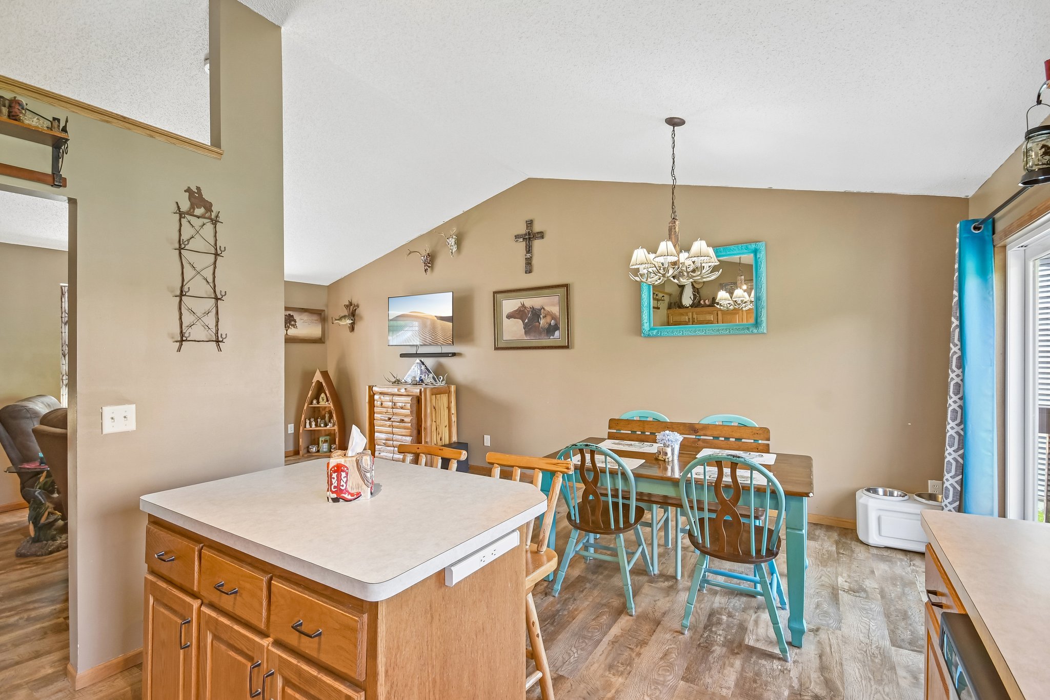 1020 Bluestem Ln-S2905-015.jpg