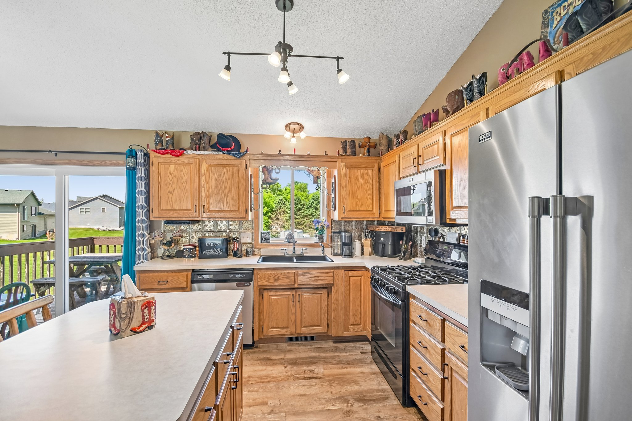 1020 Bluestem Ln-S2905-016.jpg