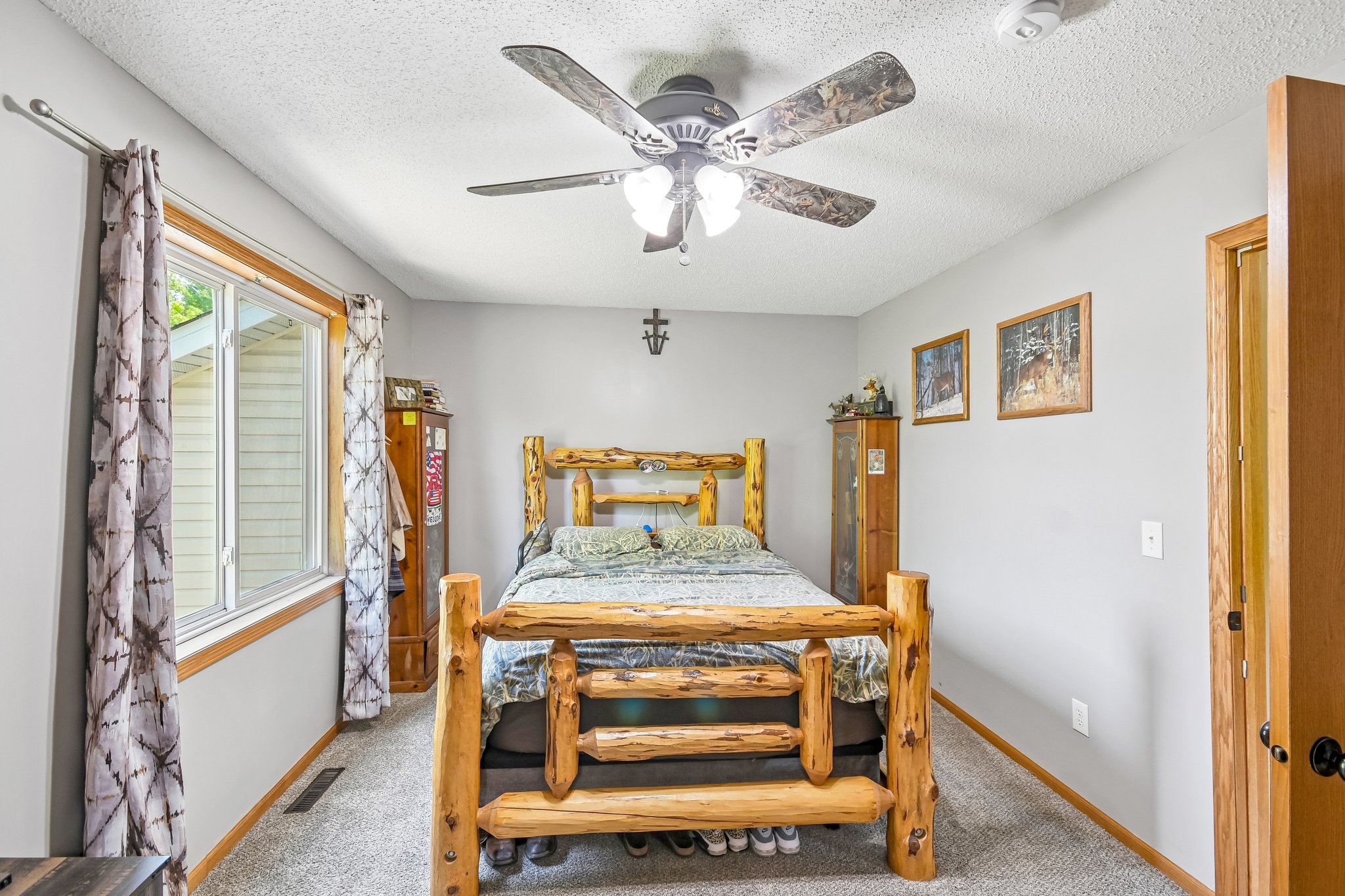 1020 Bluestem Ln-S2905-037.jpg