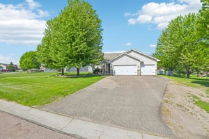 1020 Bluestem Ln-S2905-001.jpg