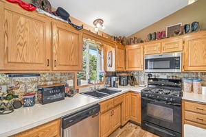 1020 Bluestem Ln-S2905-020.jpg