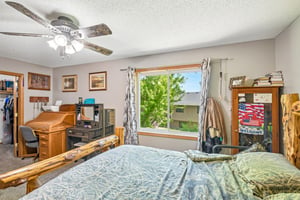 1020 Bluestem Ln-S2905-040.jpg