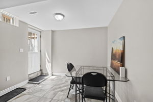  Photo 61