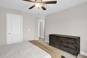 1020 Comnpass Rose Ct-30