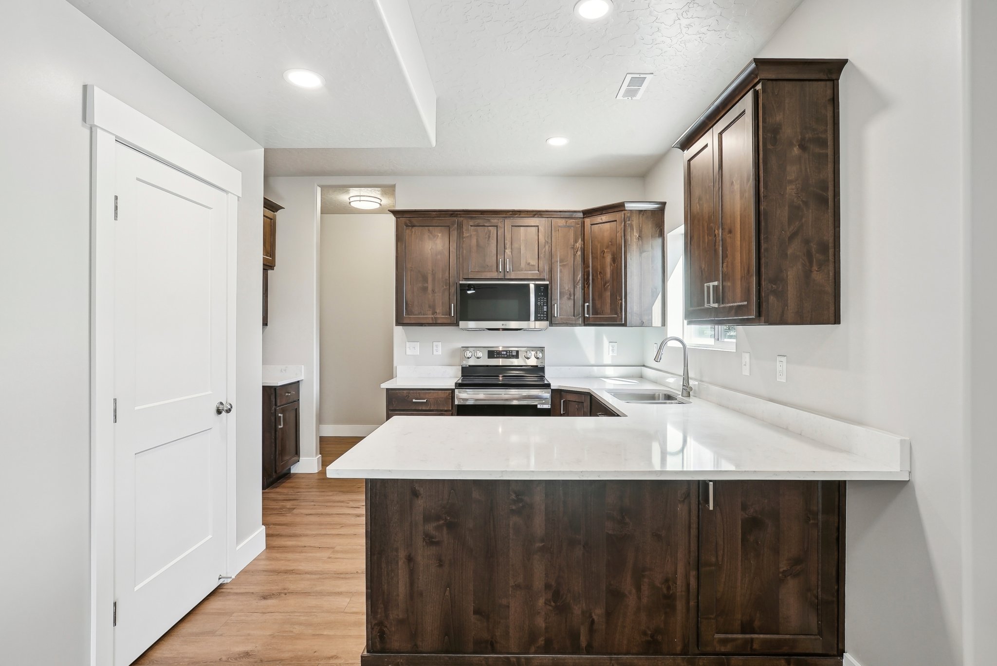 Liberty Cottages Ct-007.jpg