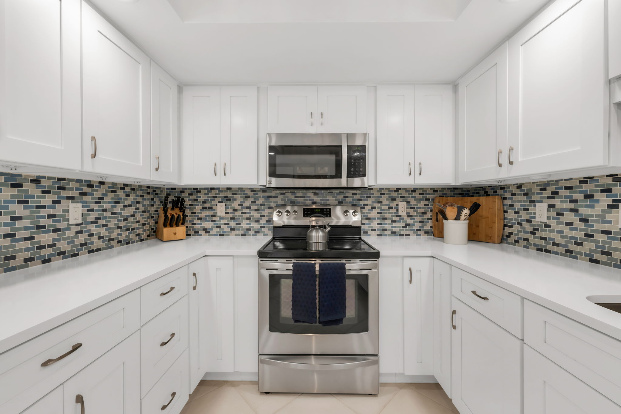 Kitchen - close
