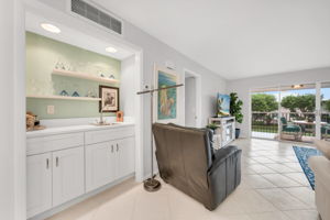 Wet Bar - Living