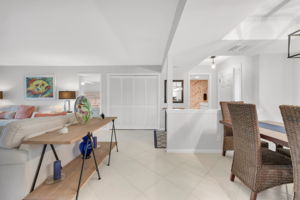 Dining - Foyer