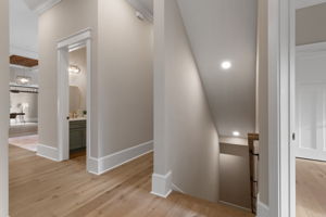  Photo 69