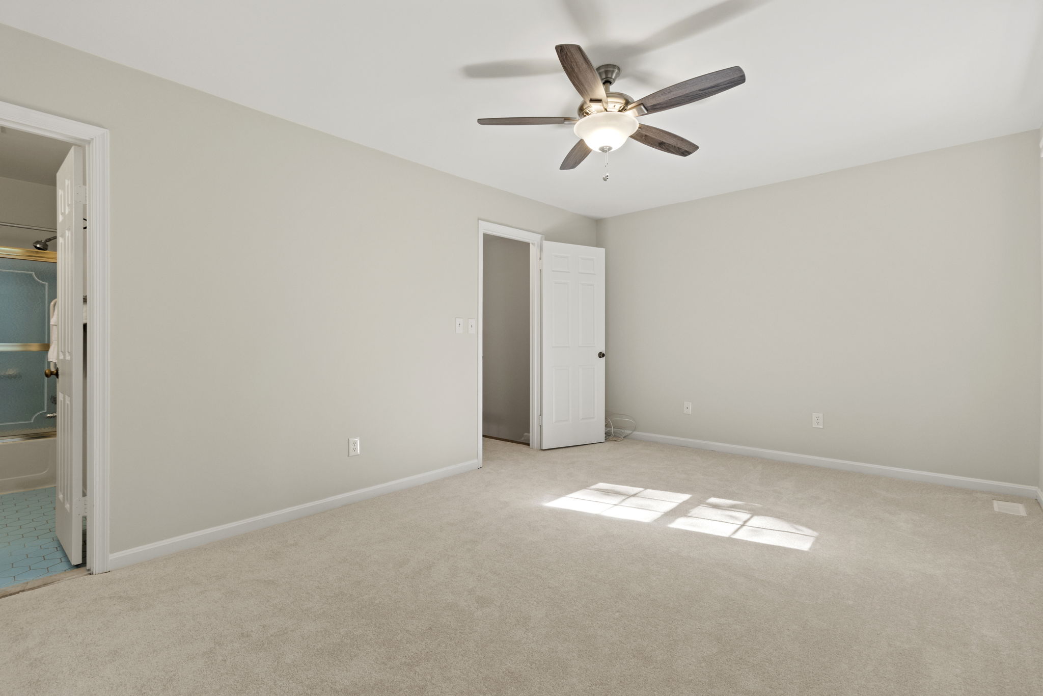 Reverse Primary Bedroom