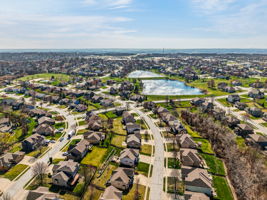 10201 N Willow Ave-8