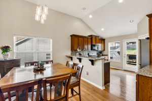 10201 N Willow Ave-15