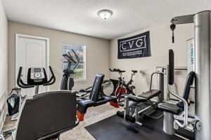 10201 N Willow Ave-22