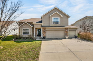 10201 N Willow Ave-1