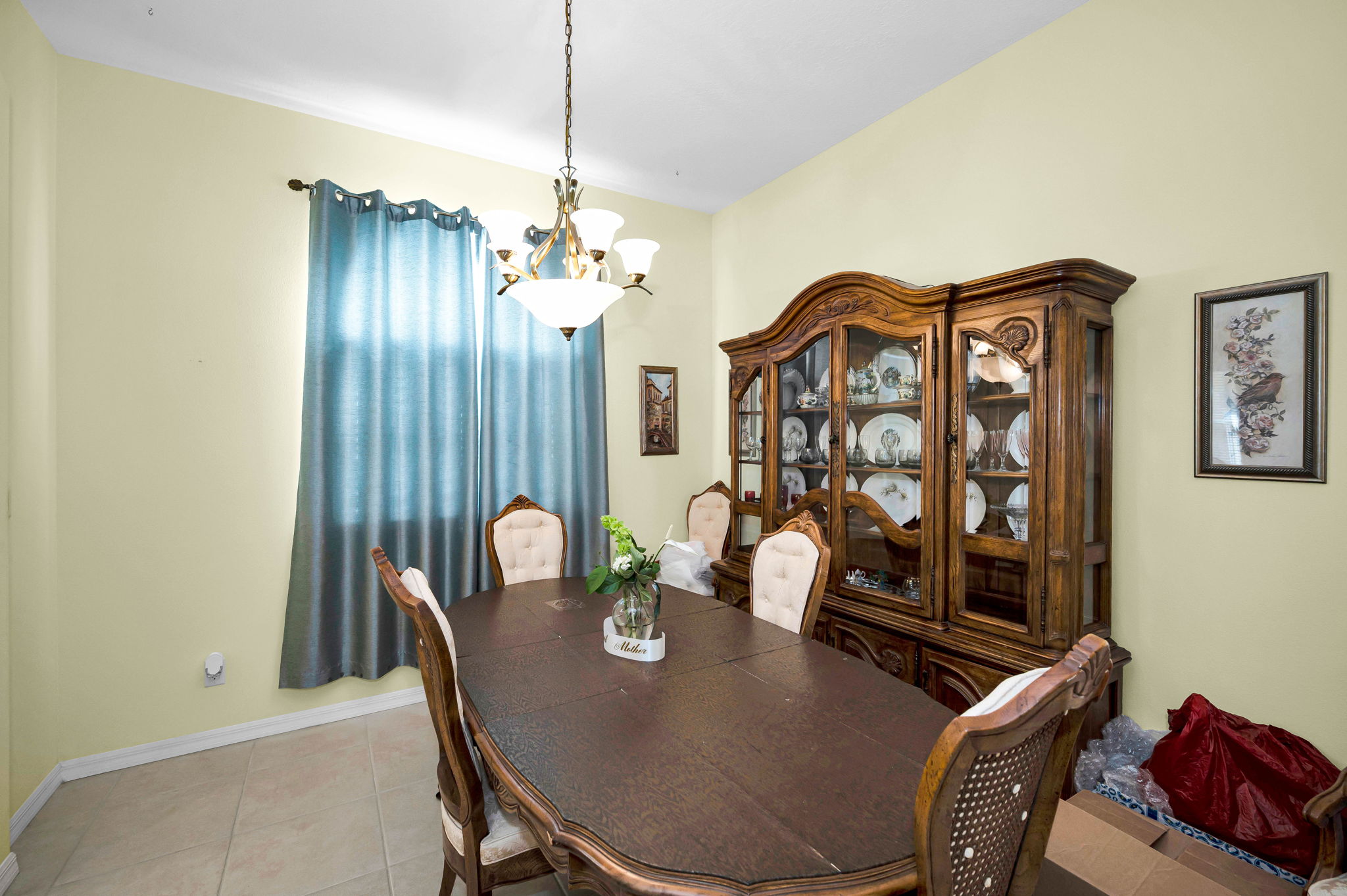Dining Room2
