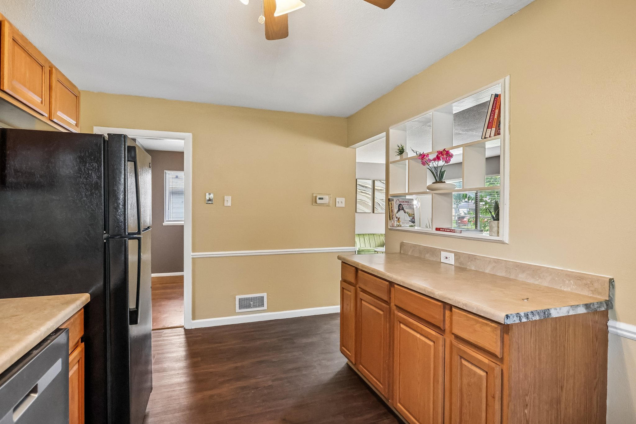 Gourock Dr-S2407-012.jpg