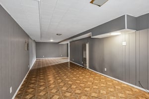 Gourock Dr-S2407-022.jpg