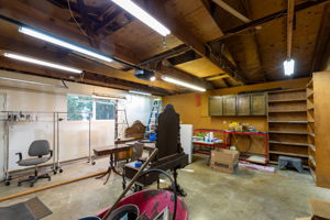  Photo 69