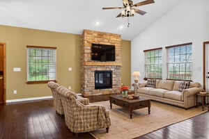 LUND3972 virtually staged.jpeg