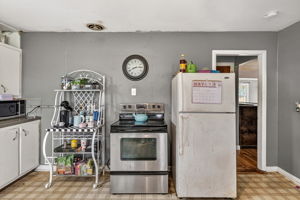  Photo 48