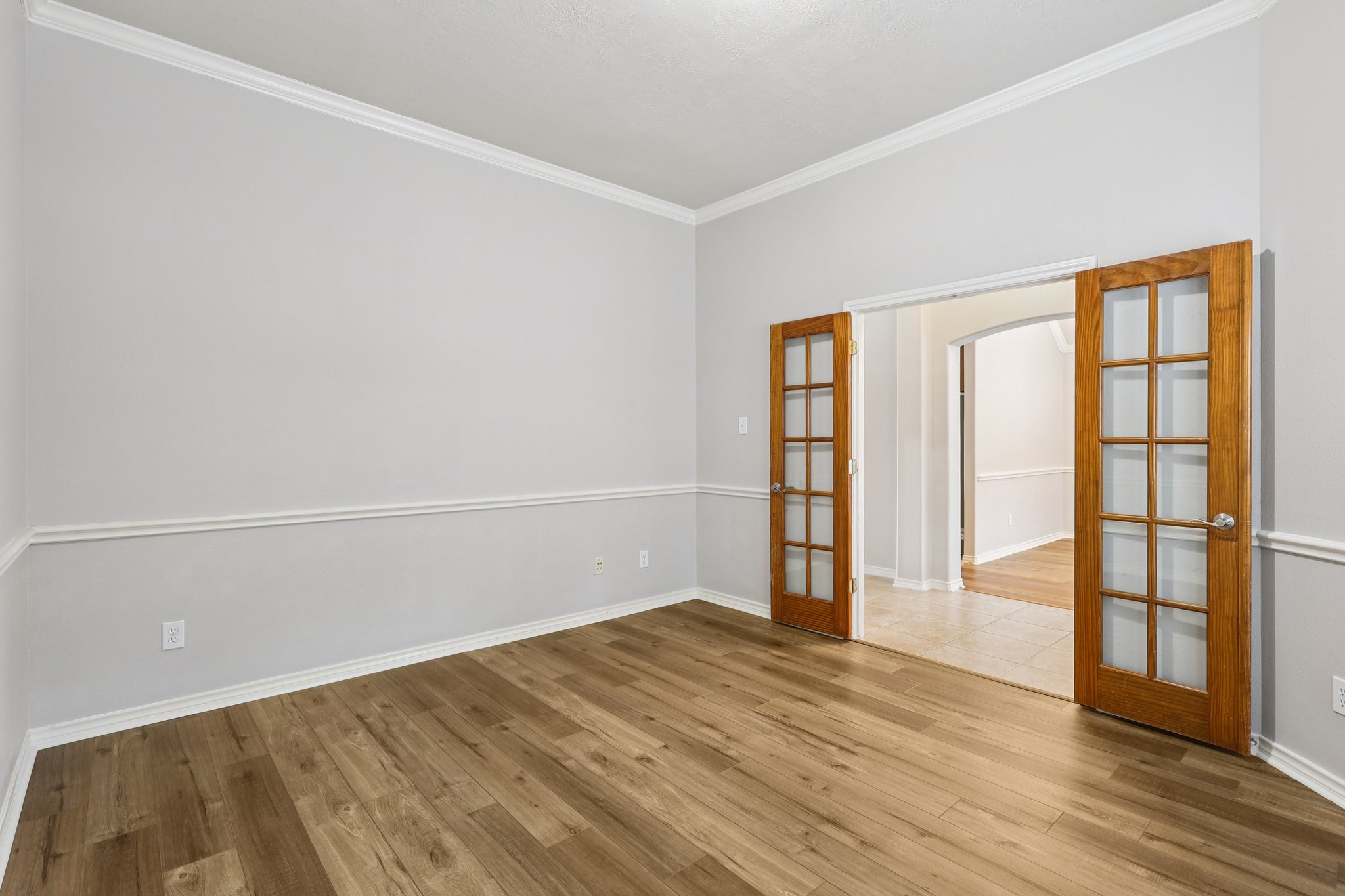 Pine Flats Dr-S2409-006.jpg